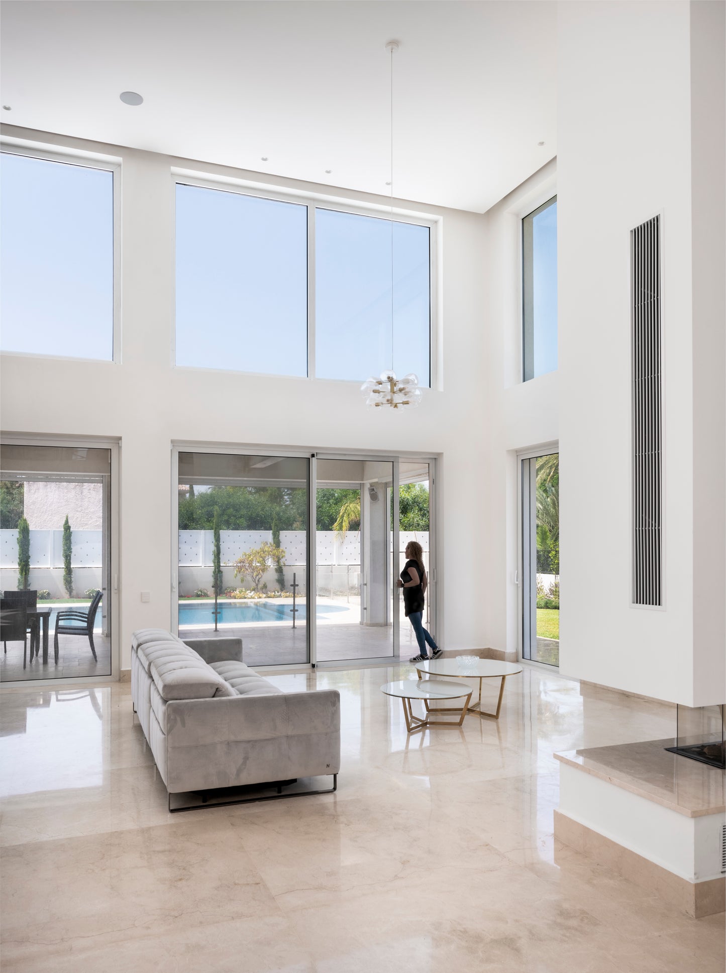 Double Volume Window